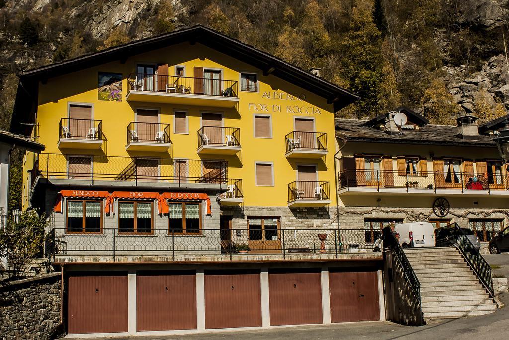 Hotel Fior Di Roccia ガブイ エクステリア 写真