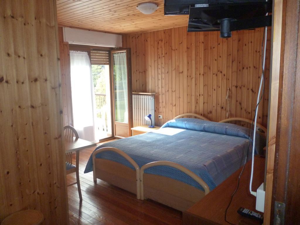 Hotel Fior Di Roccia ガブイ エクステリア 写真