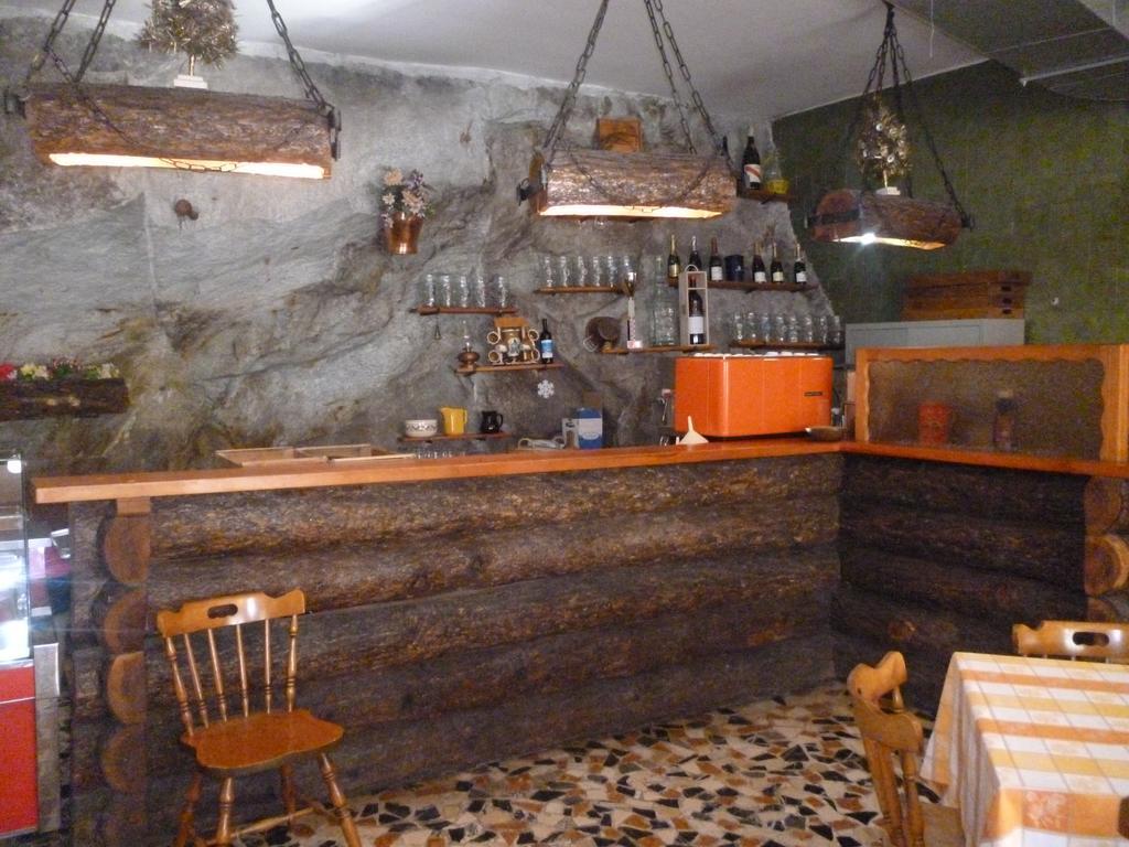 Hotel Fior Di Roccia ガブイ エクステリア 写真