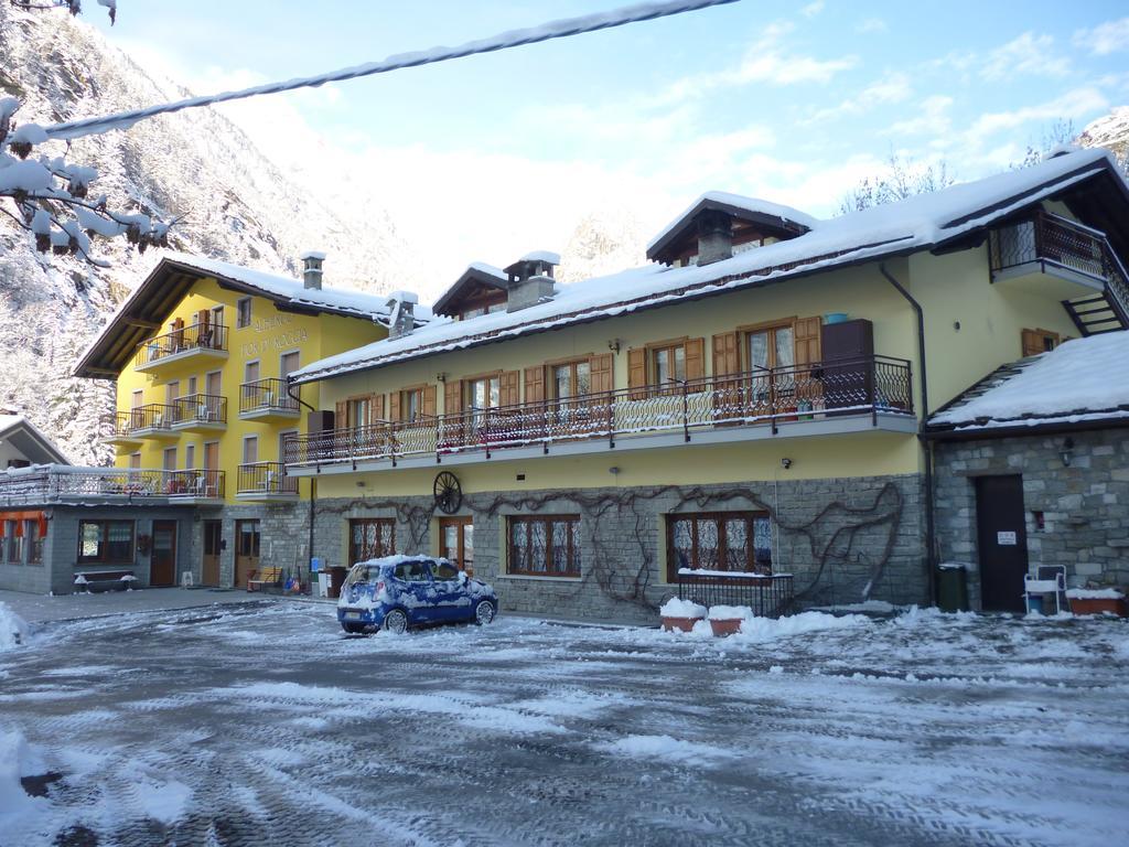 Hotel Fior Di Roccia ガブイ エクステリア 写真