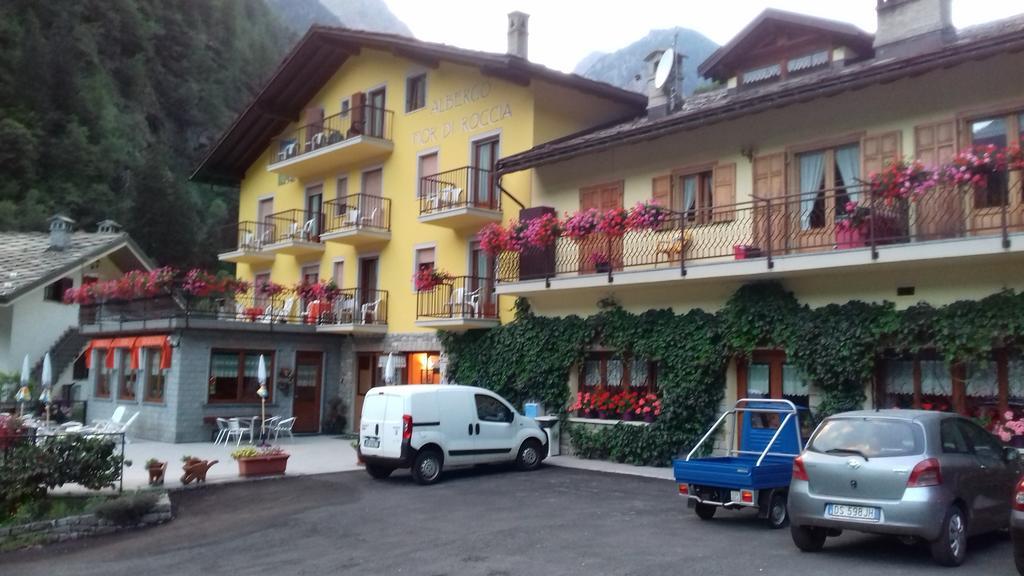 Hotel Fior Di Roccia ガブイ エクステリア 写真